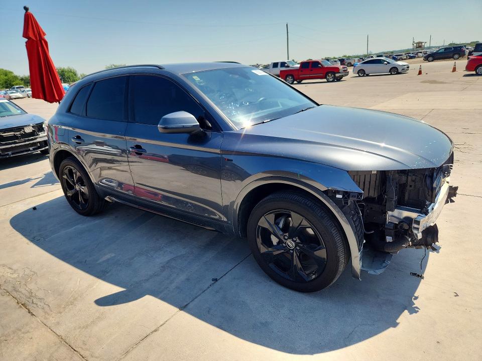 60041446 :رقم المزاد ، WA1EAAFY2N2001095 vin ، 2022 Audi Q5 مزاد بيع