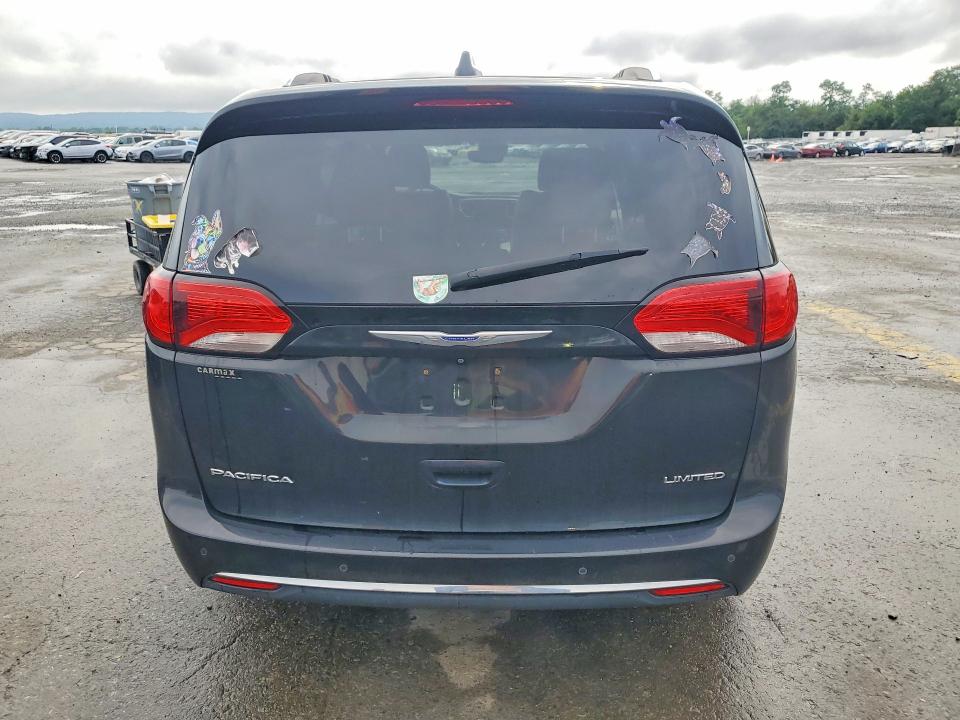 Продажа на аукционе авто 2018 Chrysler Pacifica, vin: 2C4RC1GG2JR330768, номер лота: 60581896
