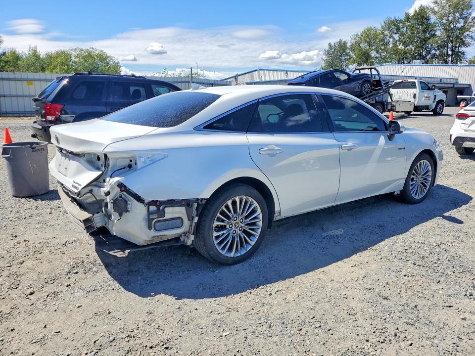 62680866 :رقم المزاد ، 4T1C21FB0LU015600 vin ، 2020 Toyota Avalon مزاد بيع