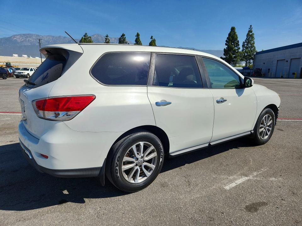 Продажа на аукционе авто 2014 Nissan Pathfinder, vin: 5N1AR2MN2EC717335, номер лота: 62043296