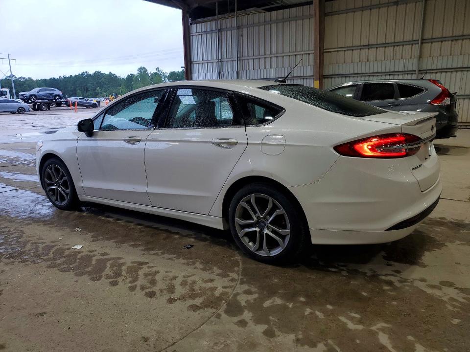 60516886 :رقم المزاد ، 3FA6P0HD1HR339512 vin ، 2017 Ford Fusion مزاد بيع