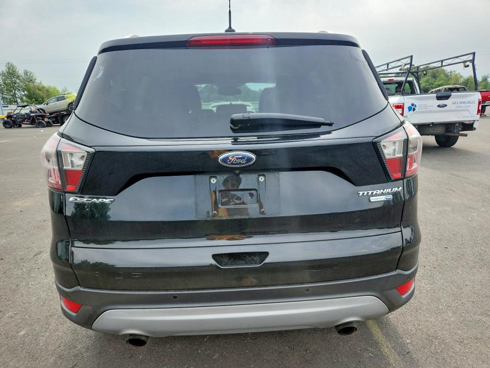 Продаж на аукціоні авто 2017 Ford Escape, vin: 1FMCU9JD0HUB08223, номер лоту: 62000156