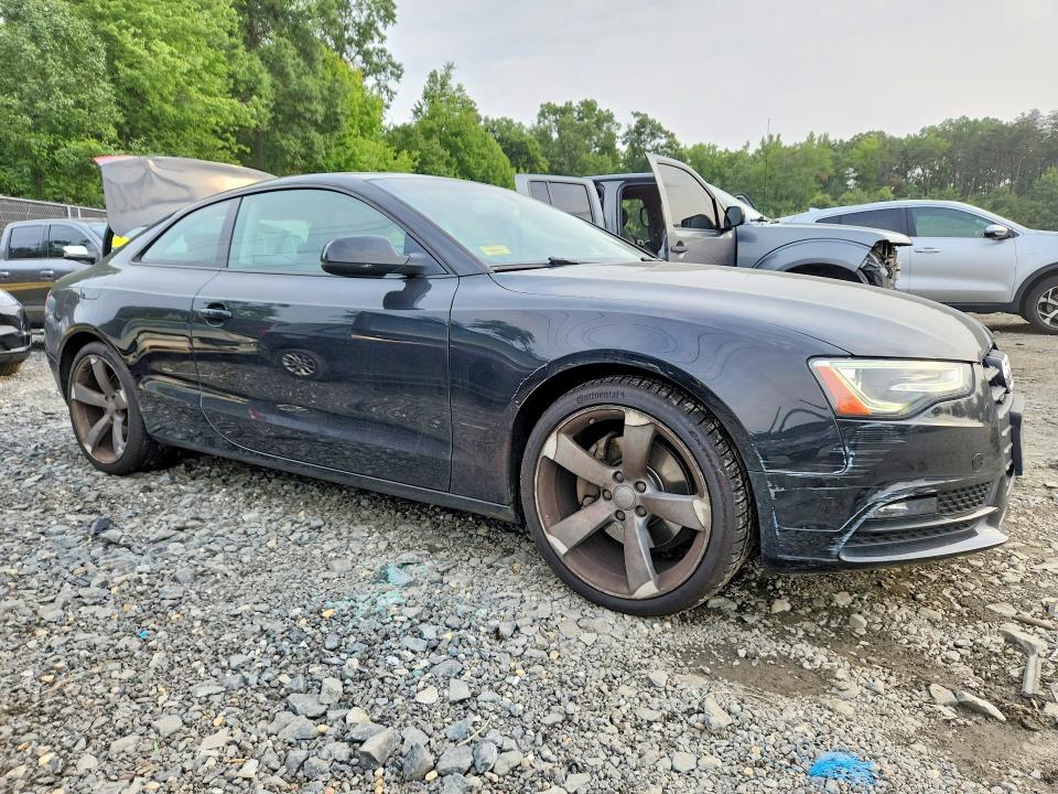 2014 Audi A5 მანქანა იყიდება აუქციონზე, vin: WAURFAFR9EA037161, აუქციონის ნომერი: 62877306