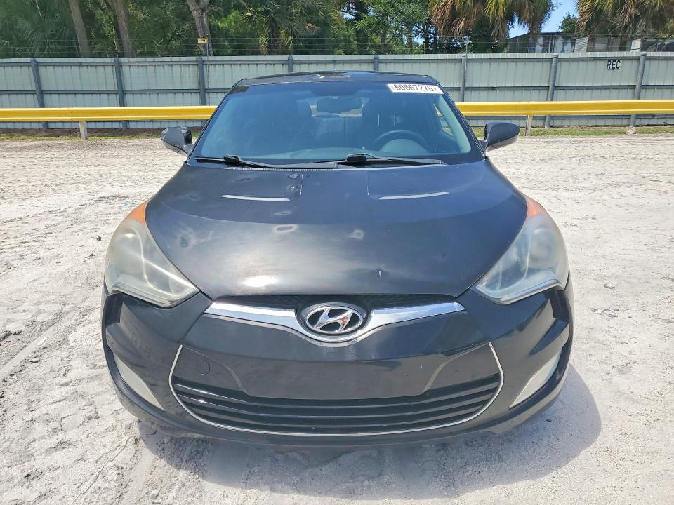 2013 Hyundai Veloster მანქანა იყიდება აუქციონზე, vin: KMHTC6AD9DU130880, აუქციონის ნომერი: 60567276