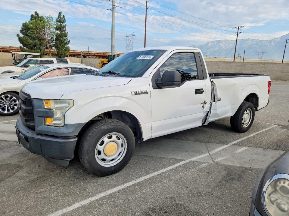 61018916 :رقم المزاد ، 1FTMF1C88FKE52461 vin ، 2015 Ford F150 مزاد بيع