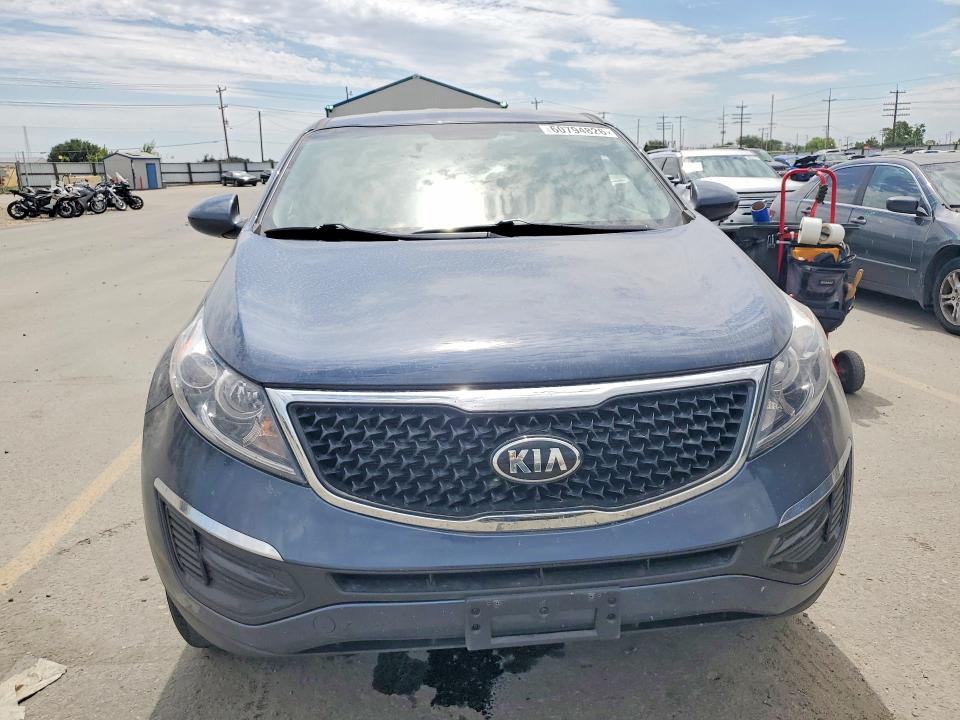60794826 :رقم المزاد ، KNDPB3AC2F7730088 vin ، 2015 Kia Sportage مزاد بيع
