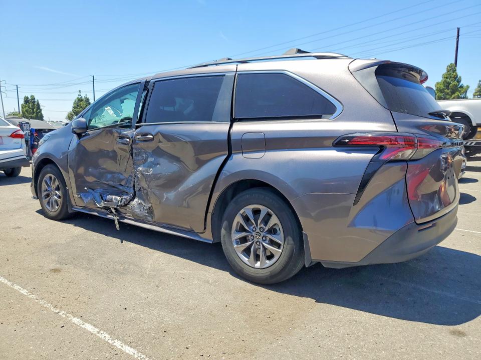 Aukcja sprzedaży 2021 Toyota Sienna, vin: 5TDKRKEC7MS039152, numer aukcji: 63383926