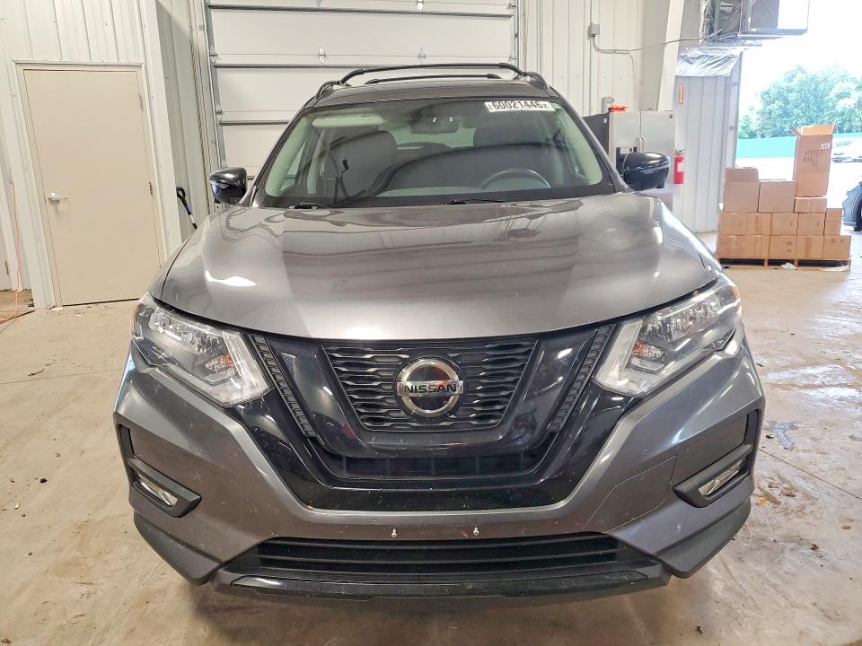 60021446 :رقم المزاد ، 5N1AT2MV6JC841927 vin ، 2018 Nissan Rogue مزاد بيع