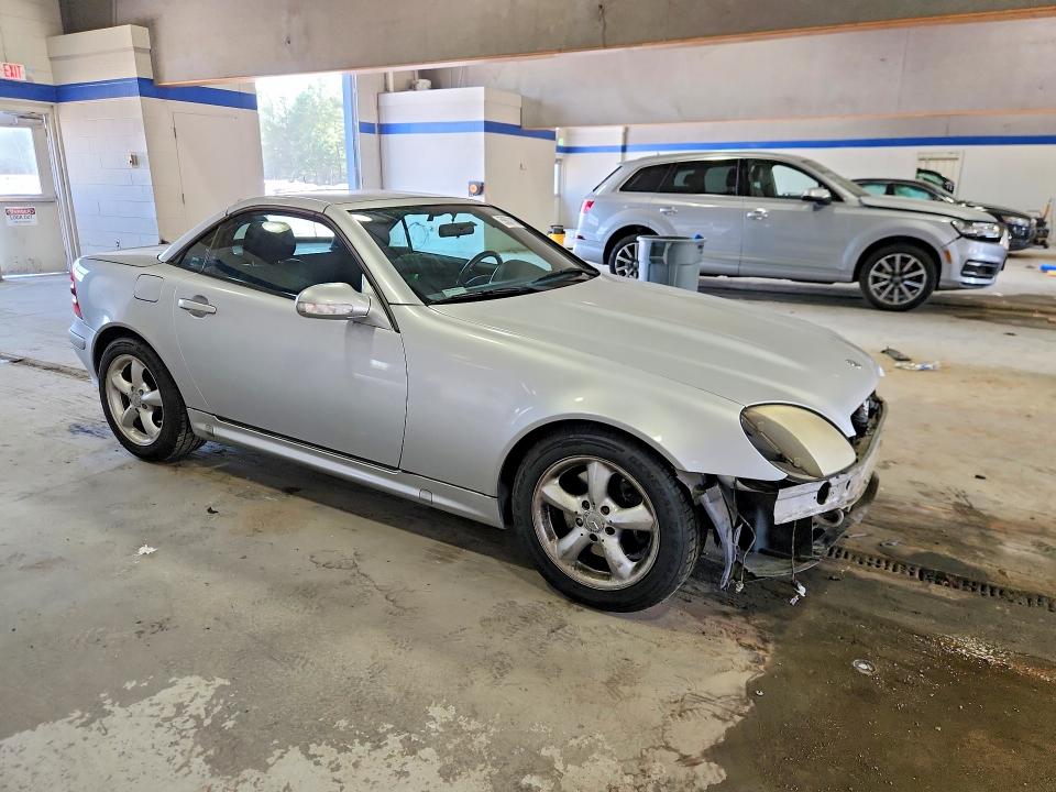 2002 Mercedes-benz Slk მანქანა იყიდება აუქციონზე, vin: WDBKK65F02F262800, აუქციონის ნომერი: 59831116