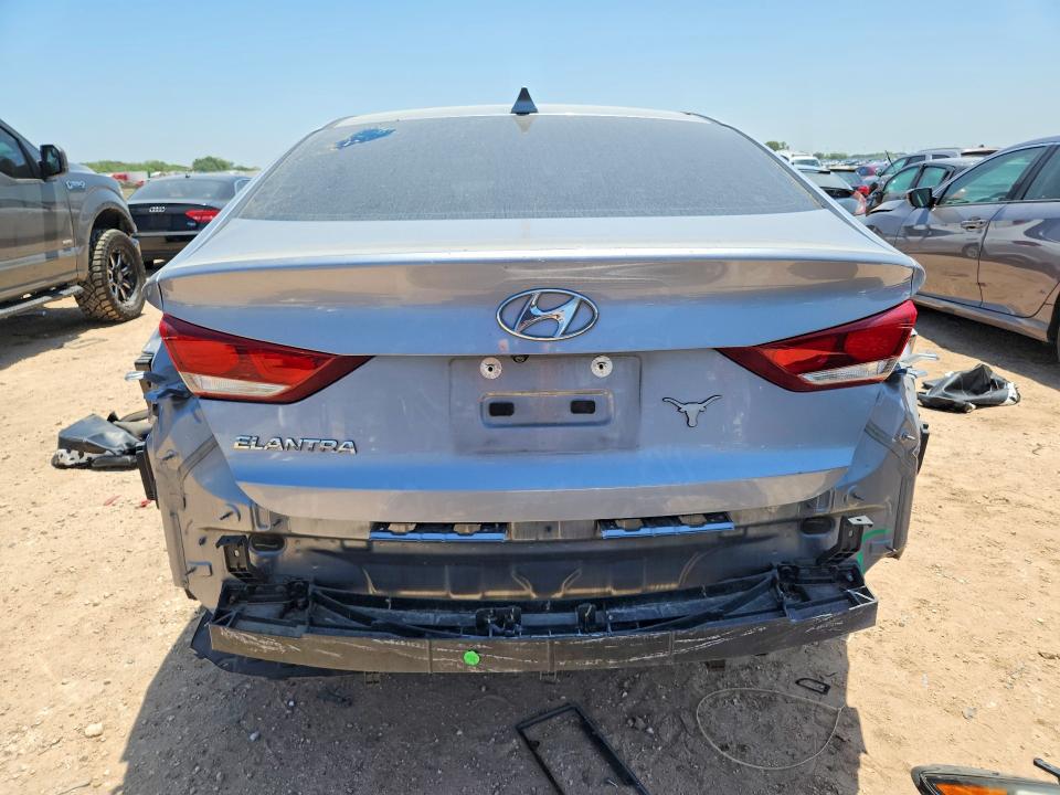 62030796 :رقم المزاد ، 5NPD84LF0HH010429 vin ، 2017 Hyundai Elantra مزاد بيع