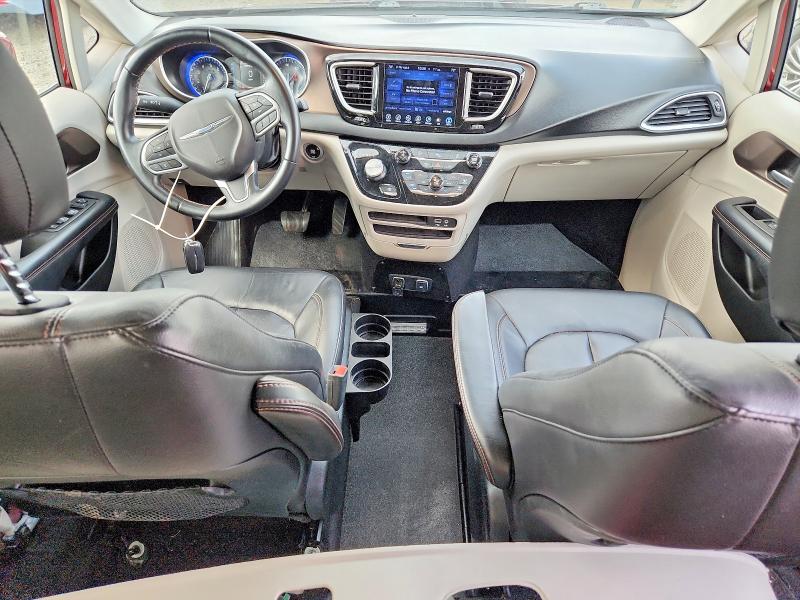 62661776 :رقم المزاد ، 2C4RC1BG2HR752492 vin ، 2017 Chrysler Pacifica مزاد بيع