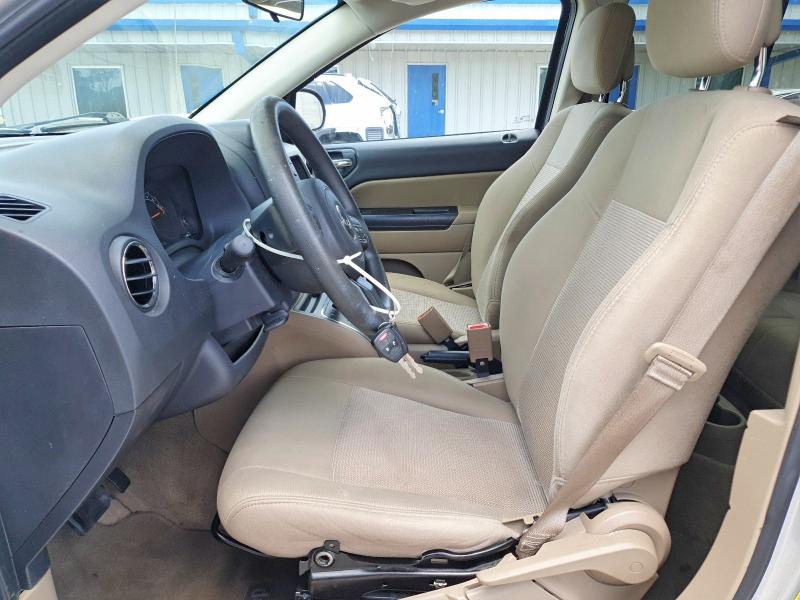 2014 Jeep Compass მანქანა იყიდება აუქციონზე, vin: 1C4NJCBB8ED539520, აუქციონის ნომერი: 61216176