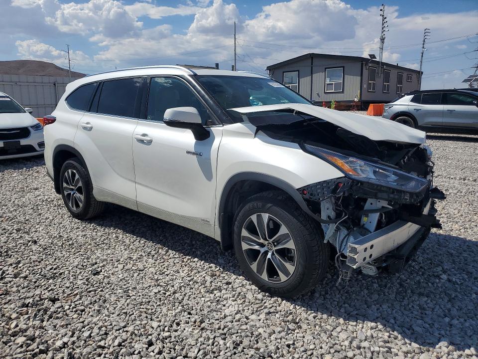 2020 Toyota Highlander მანქანა იყიდება აუქციონზე, vin: 5TDHBRCH4LS005464, აუქციონის ნომერი: 61053686
