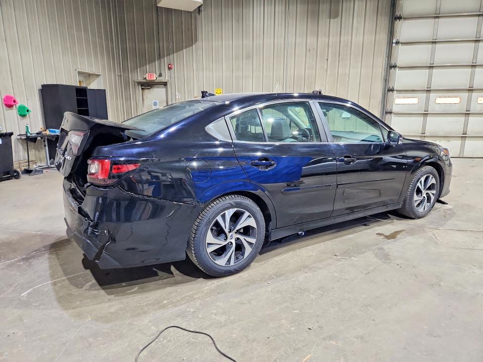 61893176 :رقم المزاد ، 4S3BWAD60N3005054 vin ، 2022 Subaru Legacy مزاد بيع