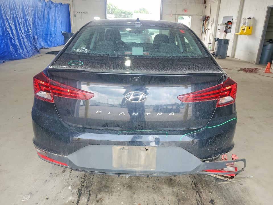 60008806 :رقم المزاد ، 5NPD84LFXLH571858 vin ، 2020 Hyundai Elantra مزاد بيع