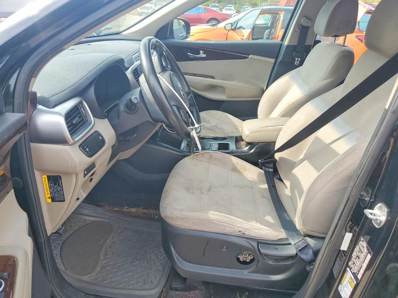 62613946 :رقم المزاد ، 5XYPG4A38HG224410 vin ، 2017 Kia Sorento مزاد بيع