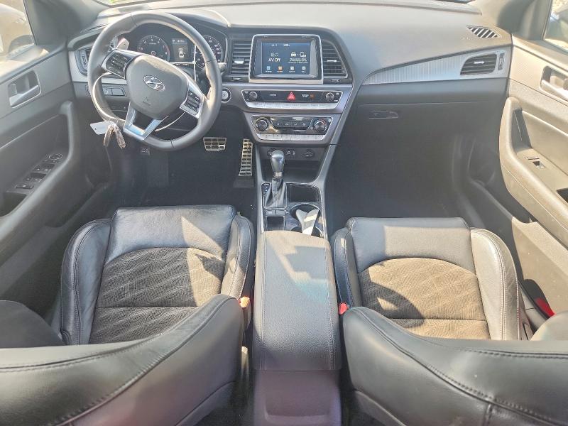 59196626 :رقم المزاد ، 5NPE34AF1JH631951 vin ، 2018 Hyundai Sonata مزاد بيع