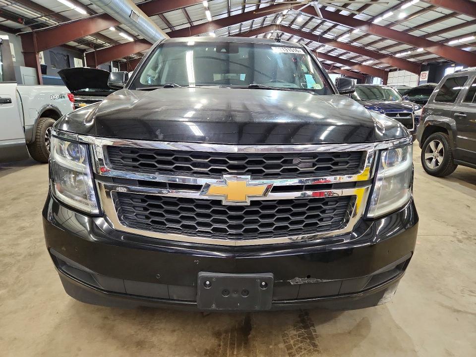 2015 Chevrolet Suburban მანქანა იყიდება აუქციონზე, vin: 1GNSKJKC8FR547643, აუქციონის ნომერი: 62131516