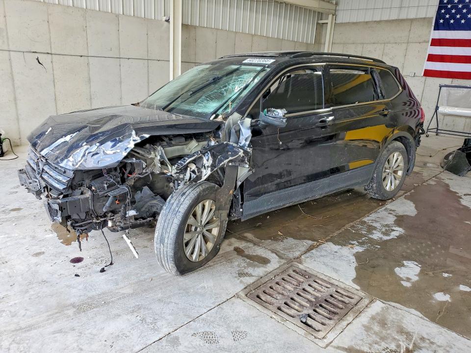 Продажа на аукционе авто 2019 Volkswagen Tiguan, vin: 3VV2B7AX4KM104645, номер лота: 60270366