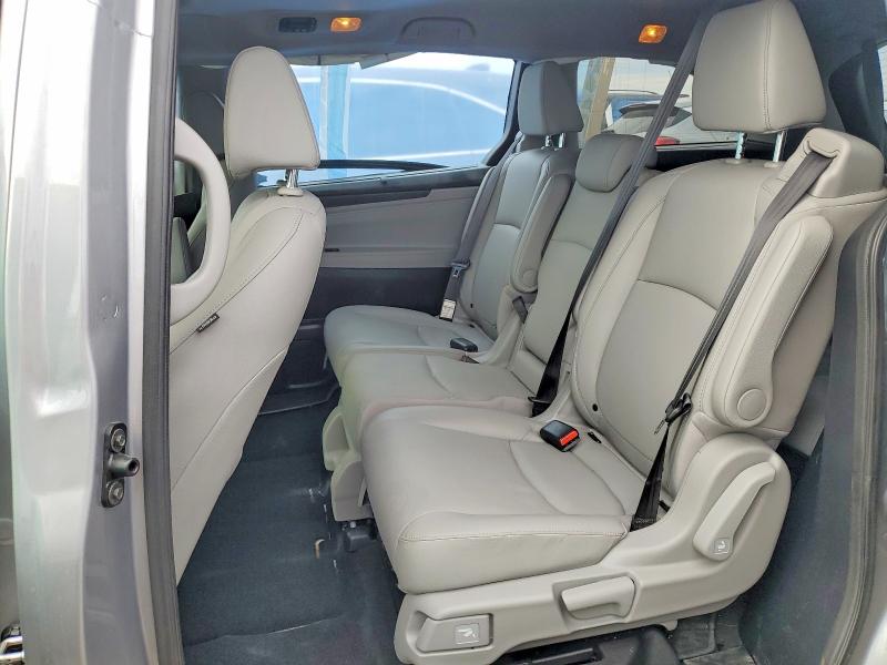 60698486 :رقم المزاد ، 5FNRL6H78KB077139 vin ، 2019 Honda Odyssey مزاد بيع