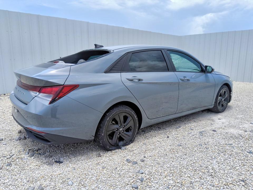 60015736 :رقم المزاد ، KMHLM4AGXPU441492 vin ، 2023 Hyundai Elantra مزاد بيع