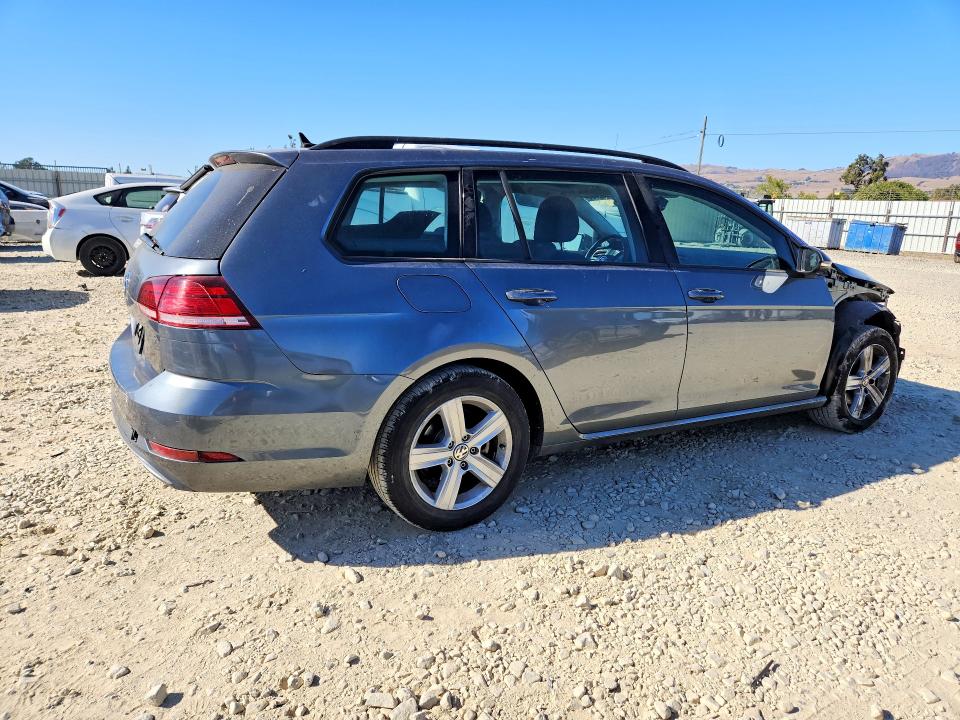 2018 Volkswagen Golf Sportwagen მანქანა იყიდება აუქციონზე, vin: 3VWD17AUXJM752387, აუქციონის ნომერი: 62862736