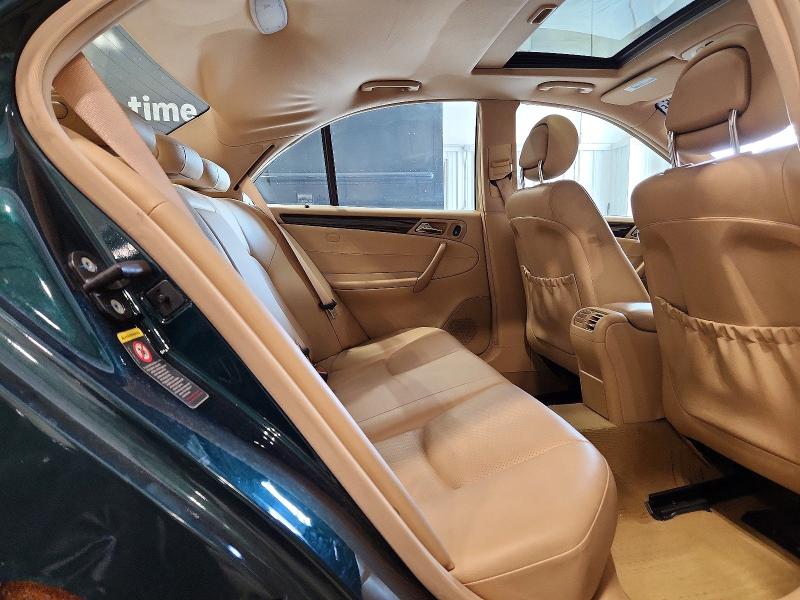 61758096 :رقم المزاد ، WDBRF61J42E009059 vin ، 2002 Mercedes-benz C مزاد بيع