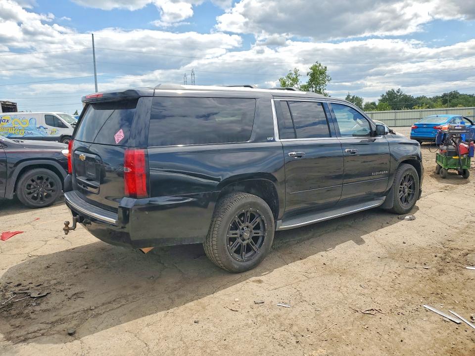 2015 Chevrolet Suburban მანქანა იყიდება აუქციონზე, vin: 1GNSKKKC7FR287466, აუქციონის ნომერი: 63342666