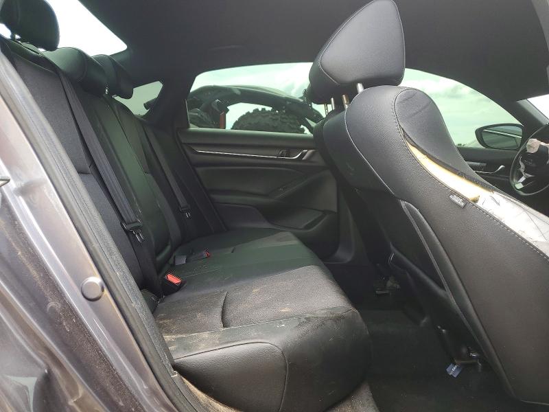 85611305 :رقم المزاد ، 1HGCV1F32LA158202 vin ، 2020 Honda Accord مزاد بيع