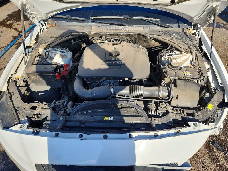 Продаж на аукціоні авто 2017 Jaguar Xe, vin: SAJAR4BG0HA977531, номер лоту: 61584226