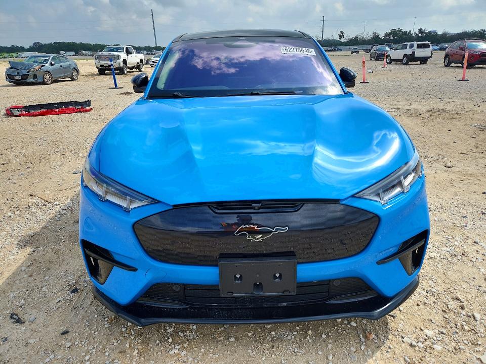 2022 Ford Mustang Mach-e მანქანა იყიდება აუქციონზე, vin: 3FMTK4SX0NMA19477, აუქციონის ნომერი: 62270646