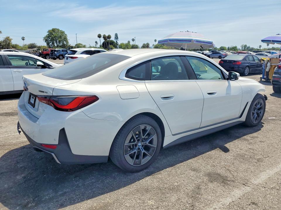62237986 :رقم المزاد ، WBY23HD03SFU96046 vin ، 2025 Bmw I4 مزاد بيع
