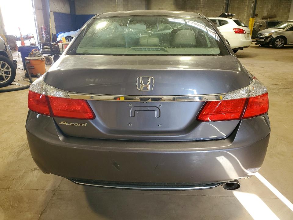 Продажа на аукционе авто 2015 Honda Accord, vin: 1HGCR2F33FA252605, номер лота: 60060806
