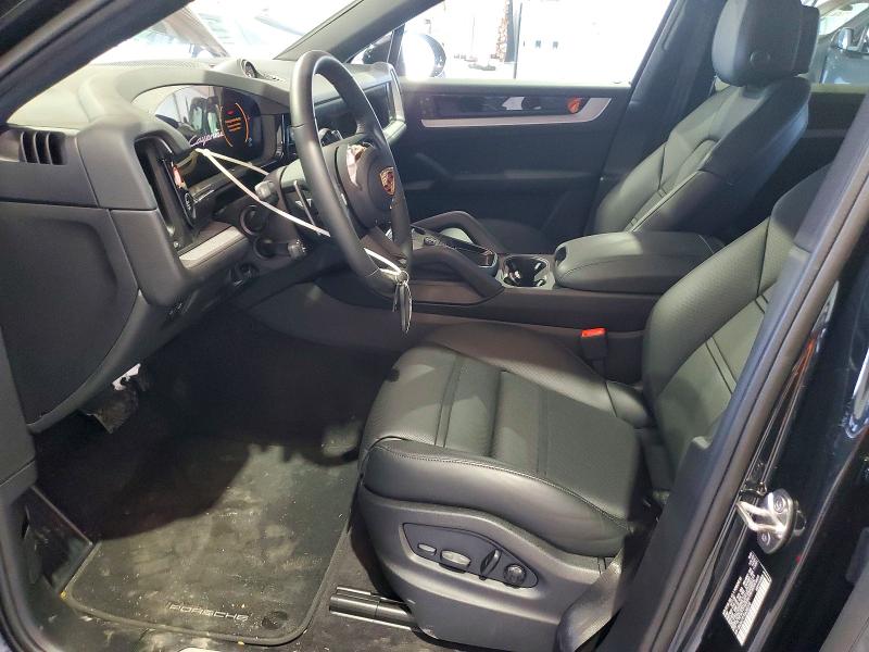 61061646 :رقم المزاد ، WP1BA2AY9TDA35072 vin ، 2026 Porsche Cayenne مزاد بيع