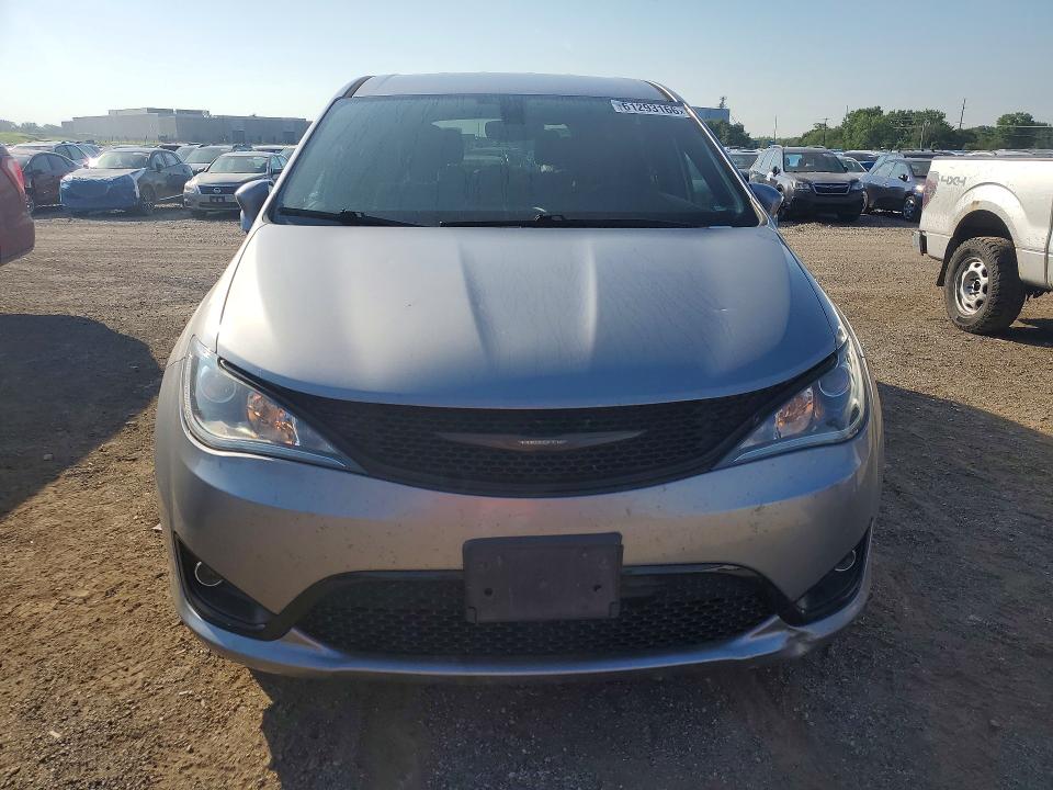 Продаж на аукціоні авто 2018 Chrysler Pacifica, vin: 2C4RC1FG5JR272883, номер лоту: 61293166