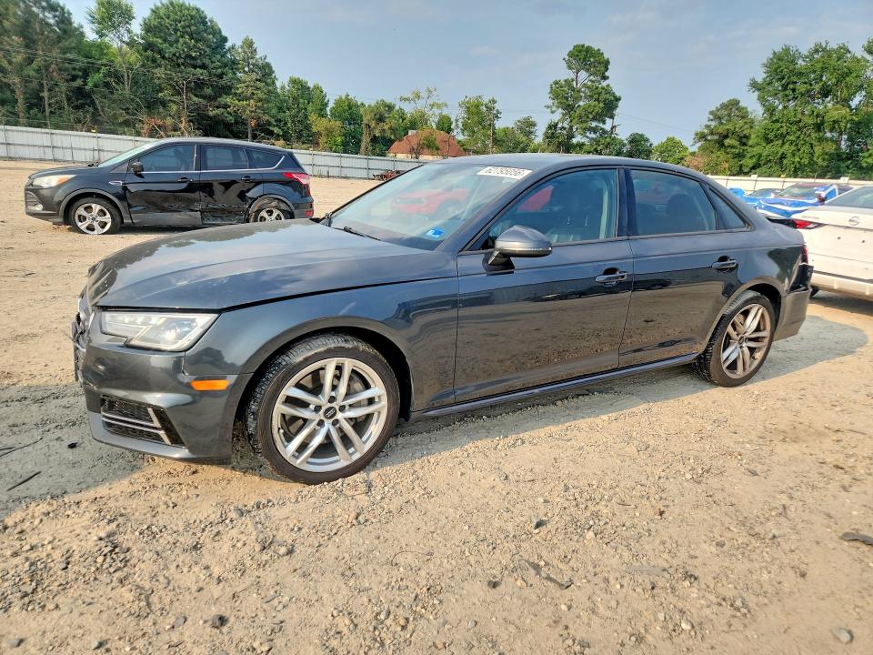 62795056 :رقم المزاد ، WAUDNAF42HN051983 vin ، 2017 Audi A4 مزاد بيع