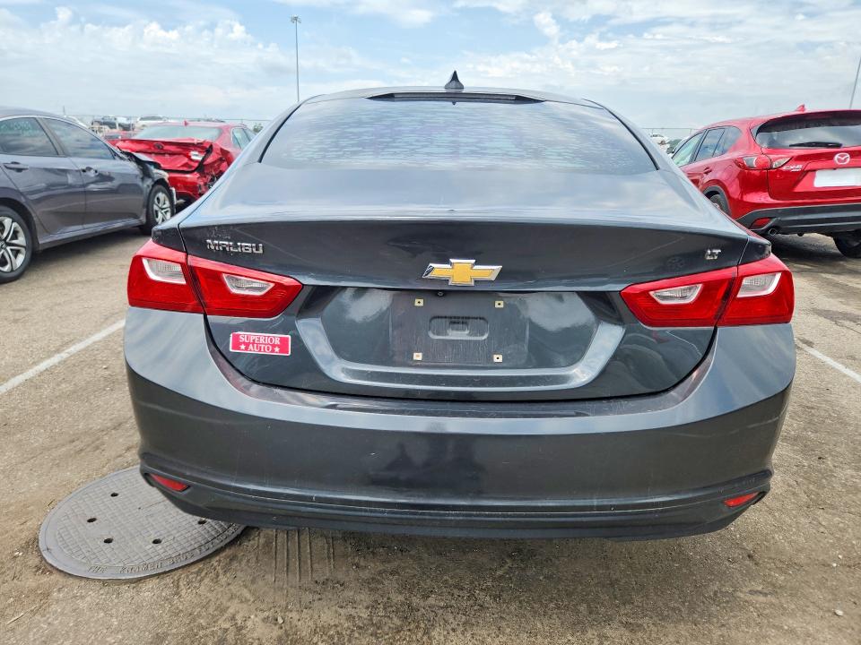 61939346 :رقم المزاد ، 1G1ZD5ST0JF150438 vin ، 2018 Chevrolet Malibu مزاد بيع