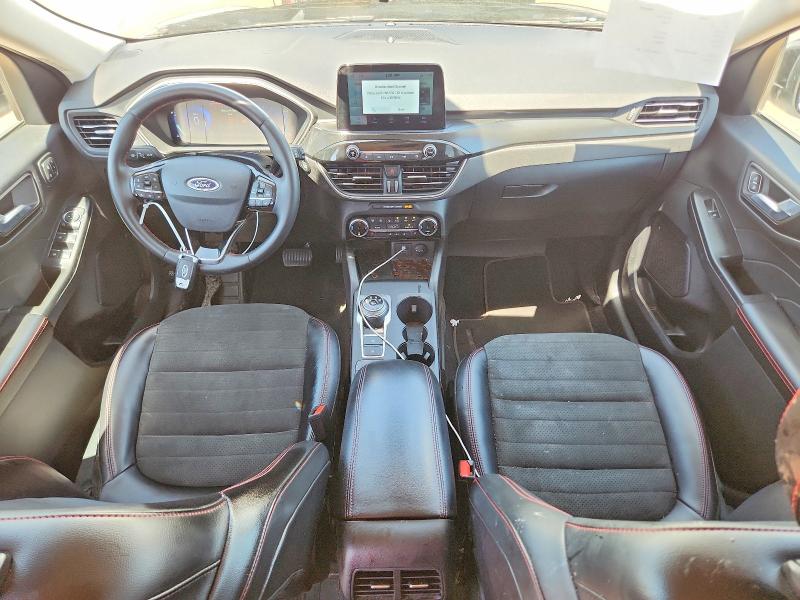 Продажа на аукционе авто 2022 Ford Escape, vin: 1FMCU9H9XNUA81660, номер лота: 61880256