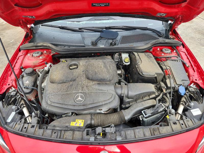 62417676 :رقم المزاد ، WDCTG4GB9JJ502941 vin ، 2018 Mercedes-benz Gla مزاد بيع