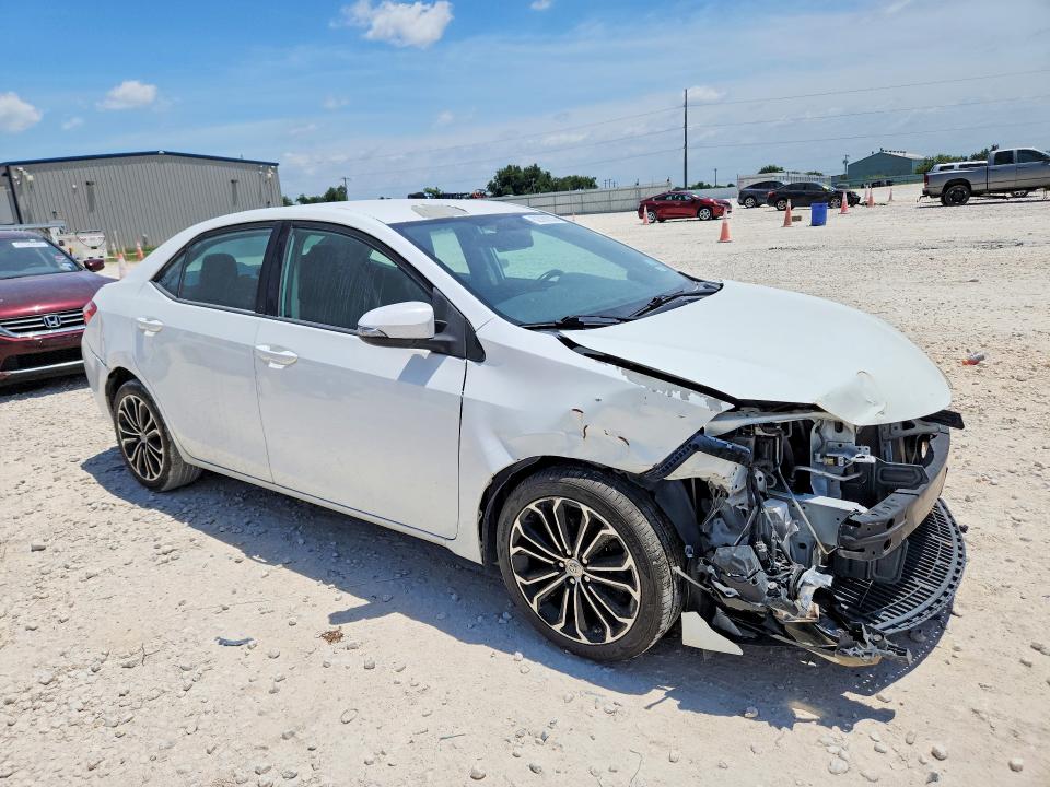 62068856 :رقم المزاد ، 5YFBURHE7FP232109 vin ، 2015 Toyota Corolla مزاد بيع