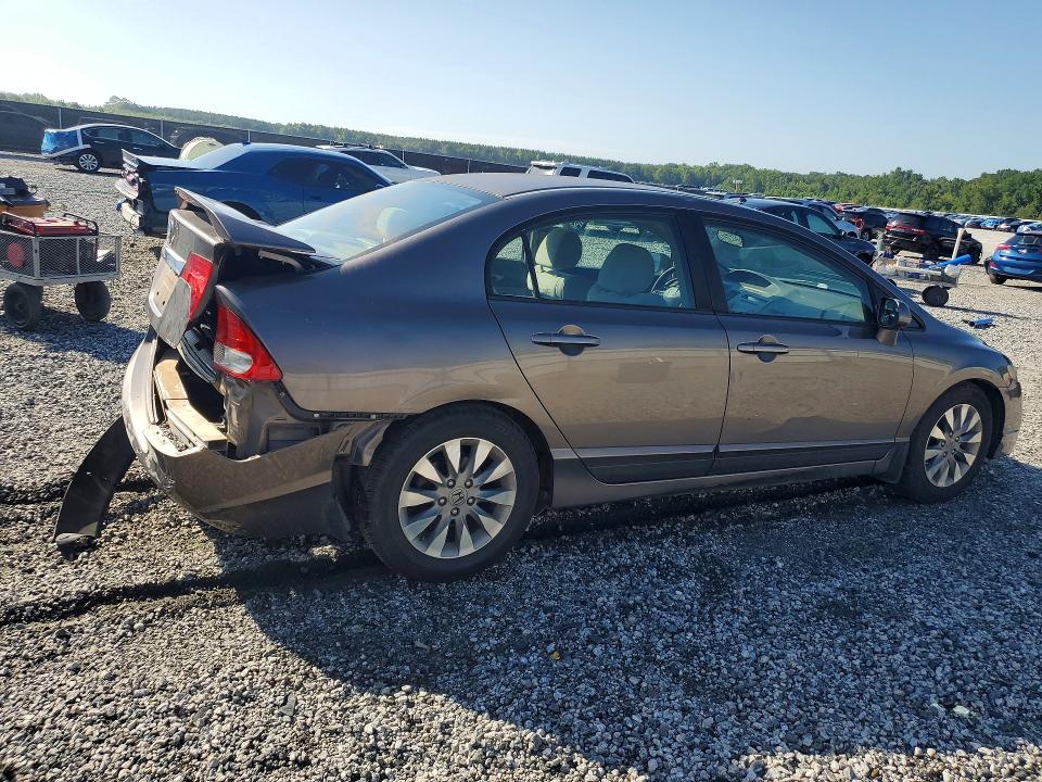 61426516 :رقم المزاد ، 19XFA1F89BE025063 vin ، 2011 Honda Civic مزاد بيع