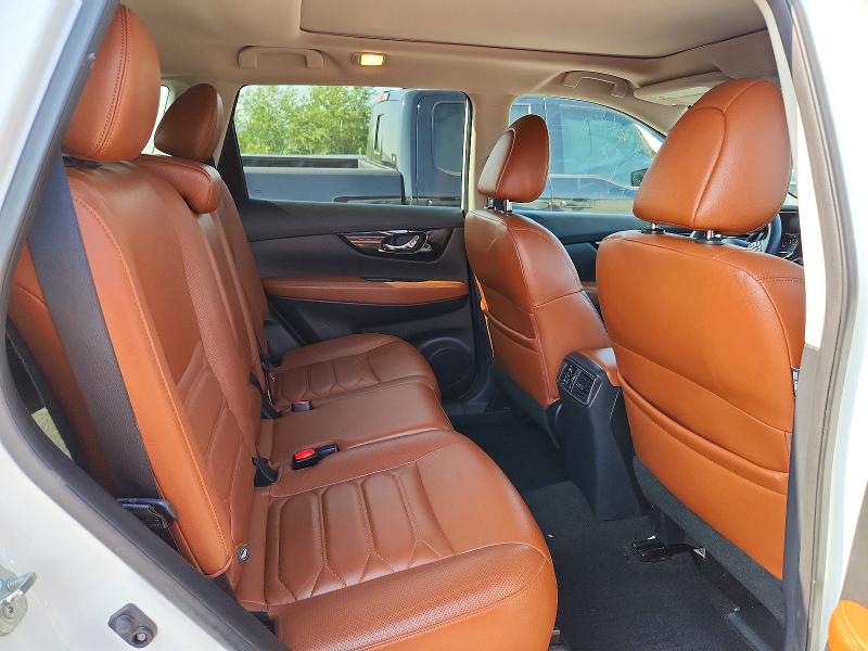 Продажа на аукционе авто 2018 Nissan Rogue, vin: 5N1AT2MV6JC701988, номер лота: 60861126