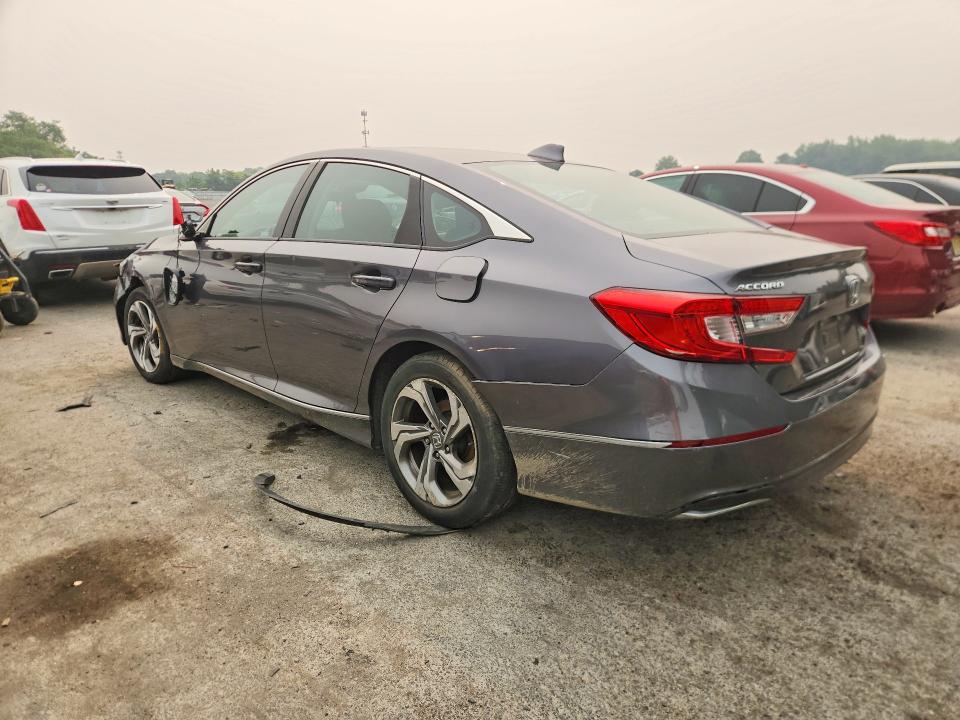 60419846 :رقم المزاد ، 1HGCV1F4XJA054031 vin ، 2018 Honda Accord مزاد بيع