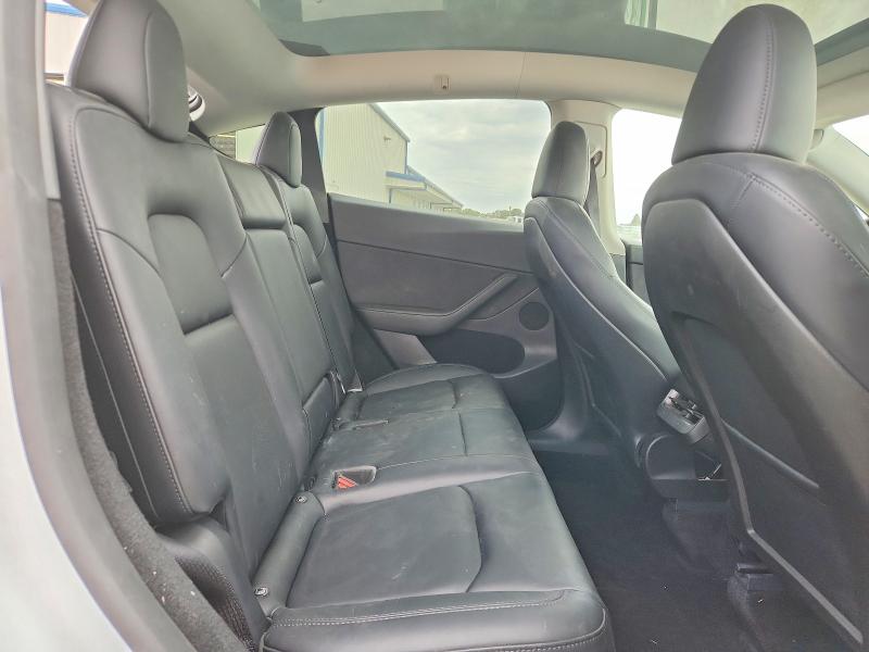 61666016 :رقم المزاد ، 7SAYGDED2RF035707 vin ، 2024 Tesla Model Y مزاد بيع