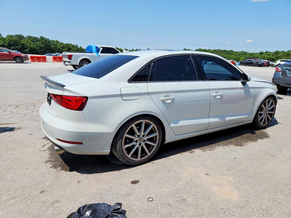 Продажа на аукционе авто 2016 Audi A3, vin: WAUB8GFF2G1035744, номер лота: 62203666