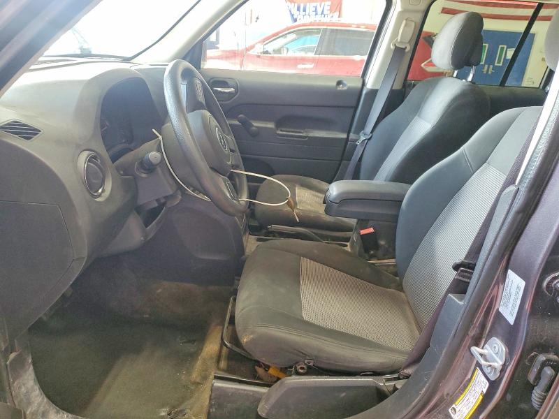 61920816 :رقم المزاد ، 1C4NJRBB7HD135275 vin ، 2017 Jeep Patriot مزاد بيع