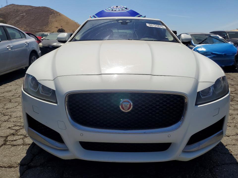 Продаж на аукціоні авто 2017 Jaguar Xf, vin: SAJBK4BV6HCY28598, номер лоту: 60124876