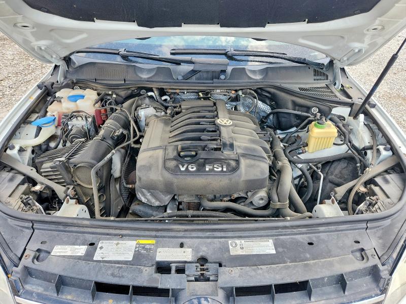 Продажа на аукционе авто 2014 Volkswagen Touareg, vin: WVGEF9BP2ED008664, номер лота: 62415126