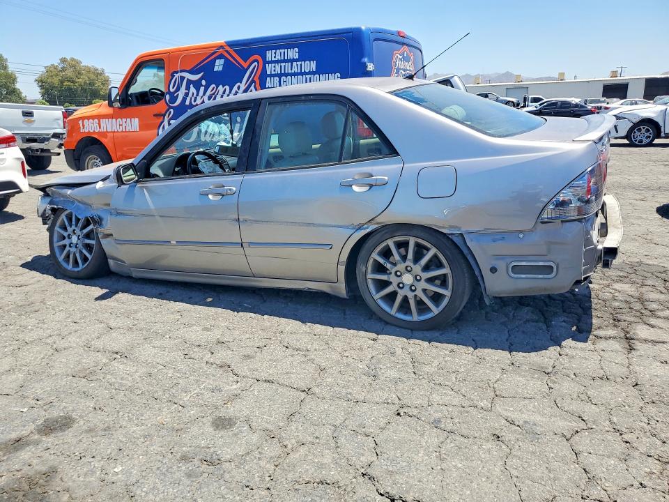 60197036 :رقم المزاد ، JTHBD192X40093492 vin ، 2004 Lexus Is مزاد بيع