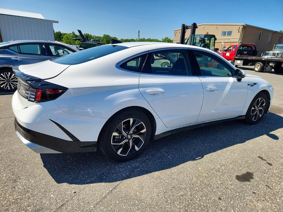2025 Hyundai Sonata მანქანა იყიდება აუქციონზე, vin: KMHL64JA1SA514622, აუქციონის ნომერი: 62328176